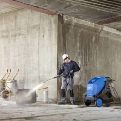 Nettoyeur Haute Pression Eau Chaude MH 3C-145/600 PAX EU Nilfisk -Outils Séries Magasin nettoyeur haute pression eau chaude mh 3c 145 600 pax eu nilfisk 4