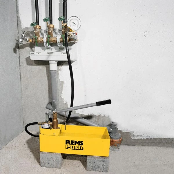 Pompe D'épreuve Manuelle 60 Bars 12L REMS 2 Pompe D'épreuve Manuelle 60 Bars 12L REMS – Image 2